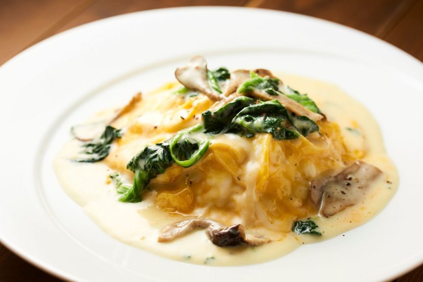 オムライス クリームソース